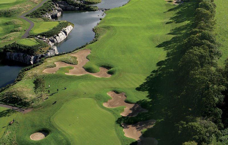 Phimxet Điểm Đến Tối Ưu Cho Những Ai Yêu Thích Sự Sang Trọng Và Tiện Nghi