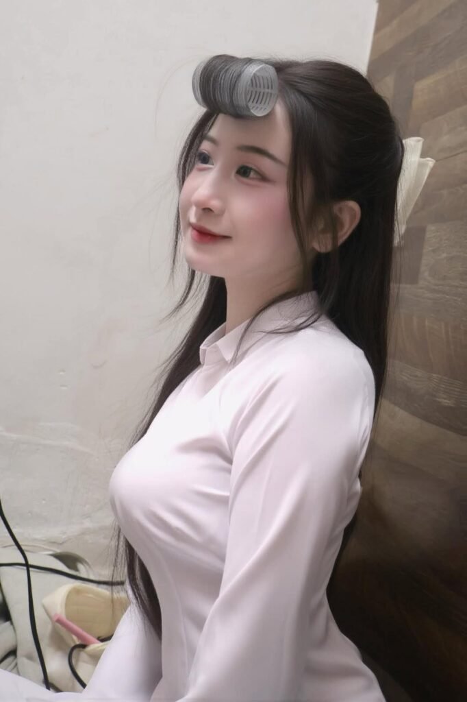 Ảnh Gái Xinh Buồn – Những Khoảnh Khắc Thiêng Liêng Và Đáng Nhớ Trong Cuộc Đời